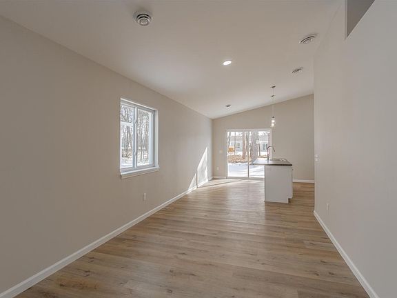 4th image of 5573 FOREST CREEK ROAD