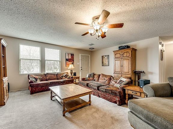 5th image of 3601 Andalusian Dr