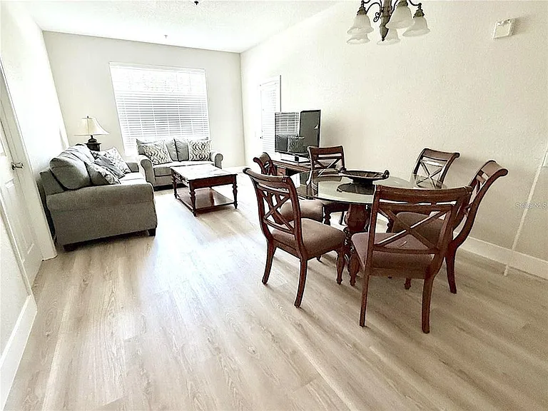 4024 Breakview Dr #105 — Photo 9