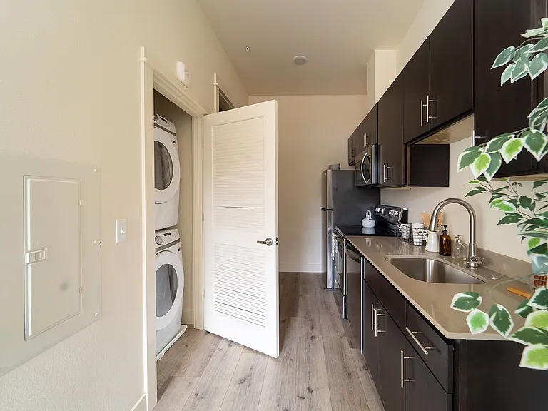 Capitol Hill Apartments — Photo 80