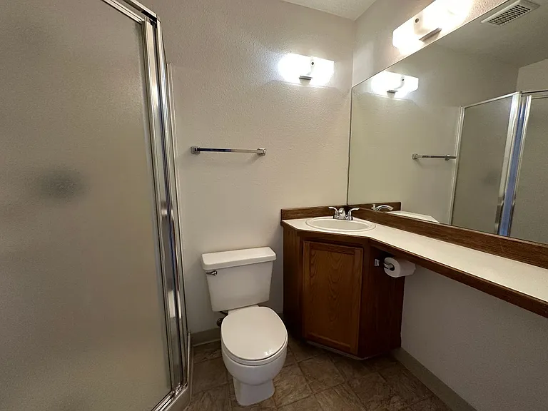 106 E Chester St #A & B — Photo 7
