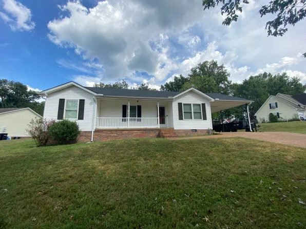 150 Cumberland Cove Dr, Carthage, TN 37030