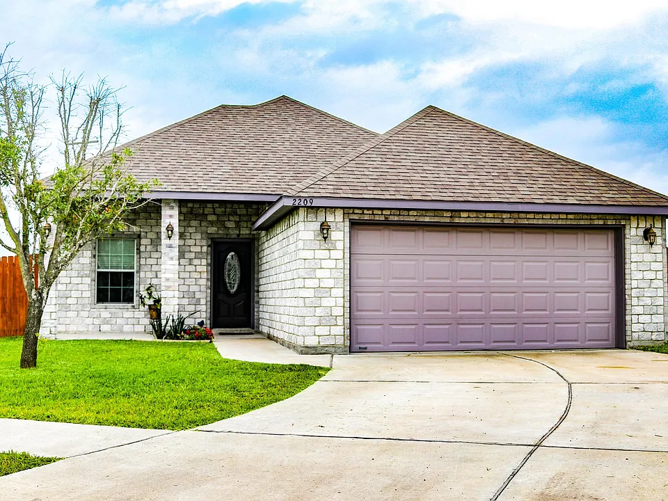 2209 Kelly Ln