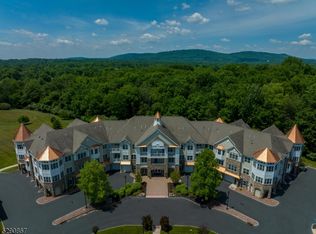 2101 Berry Farm Rd, Whitehouse Station, NJ 08889