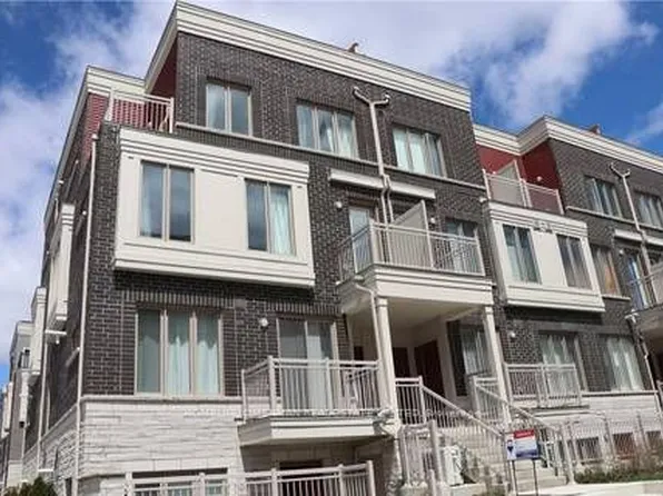 120 Long Branch Ave Unit 32, Toronto, ON M8W 0B1