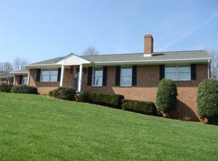 312 Ashley Ct, Vinton, VA 24179