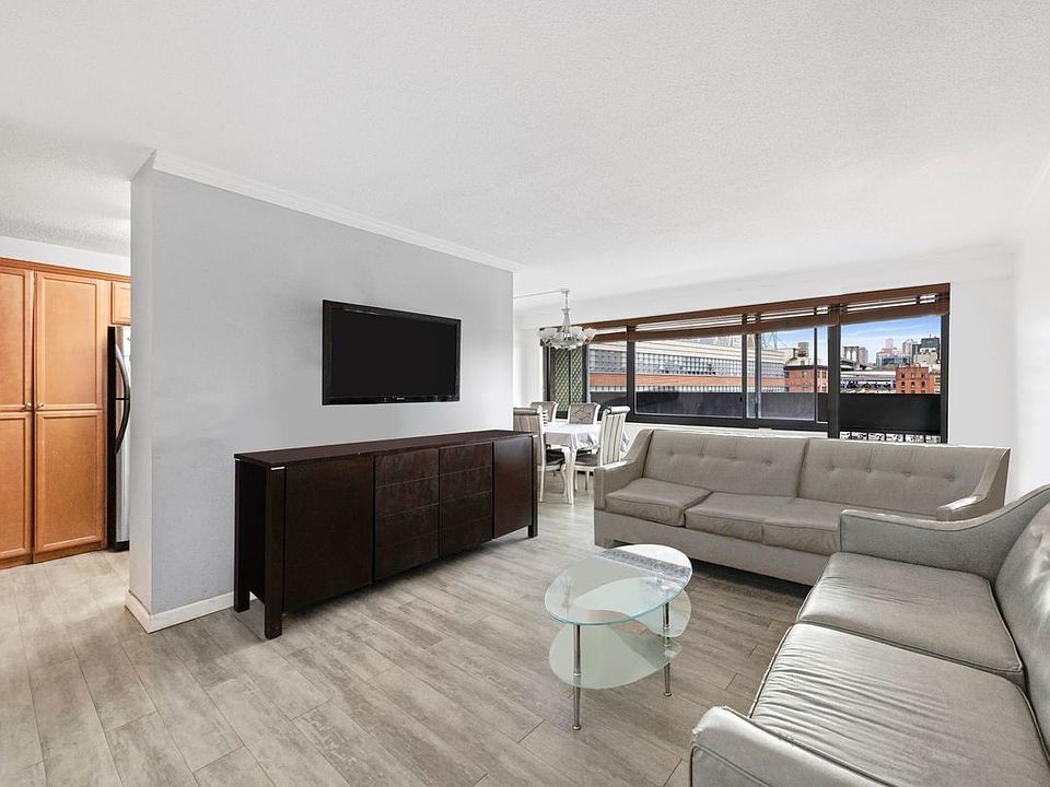 1st image of 299 Pearl St APT 6B