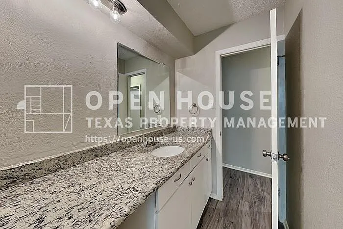 2020 Chattanooga Dr — Photo 16