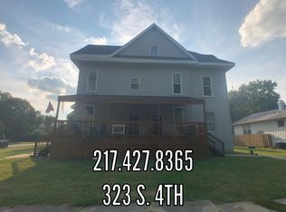 323 S 4th St APT 4, Hoopeston, IL 60942