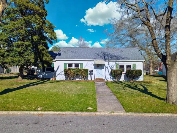 607 N Phillips St, Seaford, DE 19973