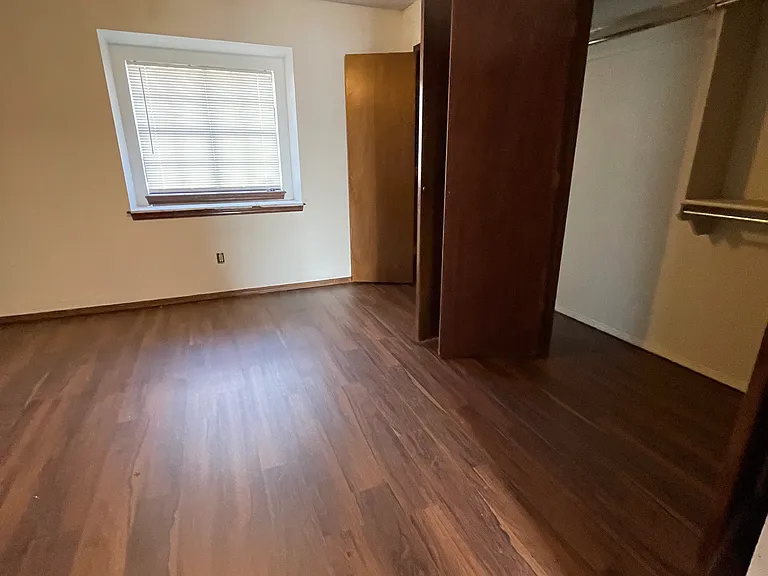 1405 N Rockwell Ave #B — Photo 9