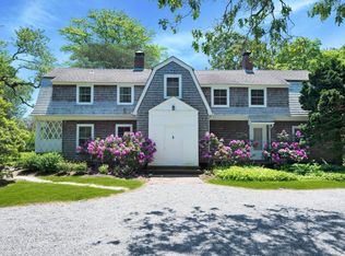 90 Old Depot Rd, Quogue, NY 11959