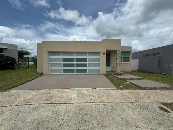 Urb Paseos Del Rio 250 Calle Rio La Plata #250, Caguas, PR 00725