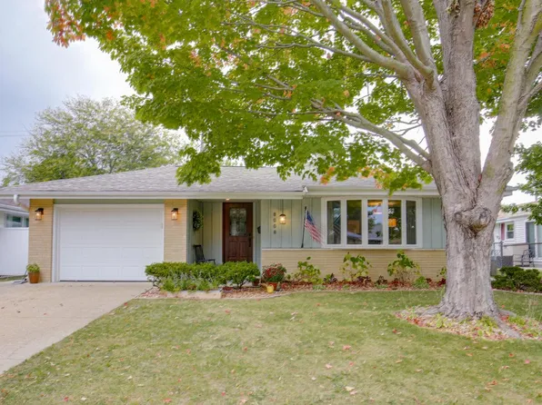 8008 49th AVENUE, Kenosha, WI 53142