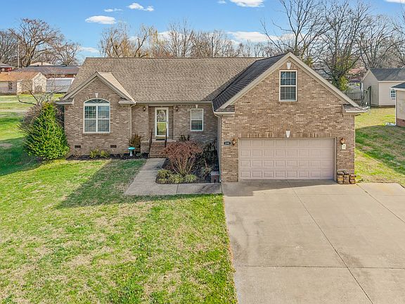 4th image of 100 Daven Dr