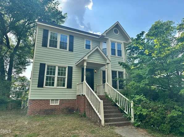 4305 Bartholomew Cir, Raleigh, NC 27604