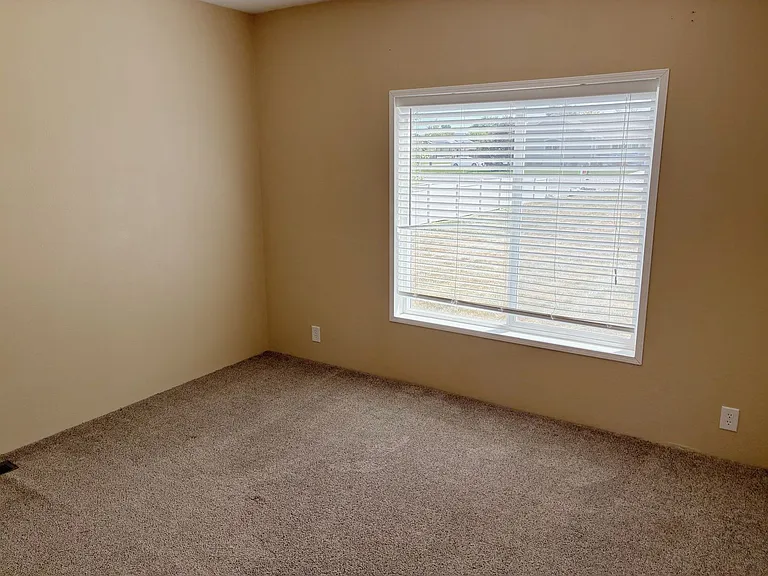 2203 N Travis Way — Photo 11