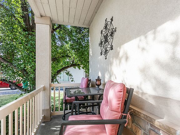 3rd image of 1043 N 2025 W