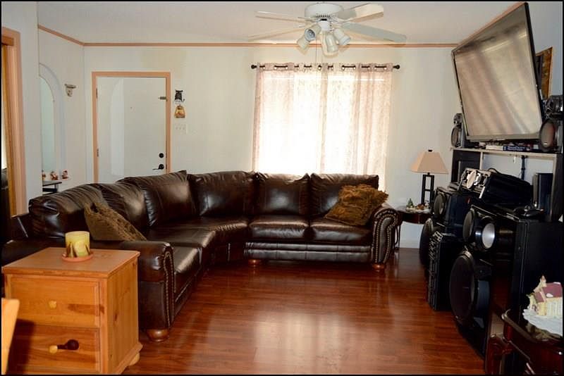 2nd image of 1021 Terrace Trl