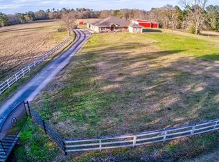 1011 Benton Rd, Lufkin, TX 75901