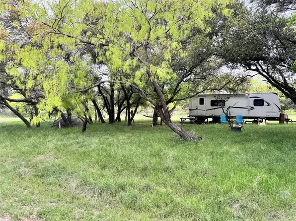 176 N Lakeside Cir, May, TX 76857