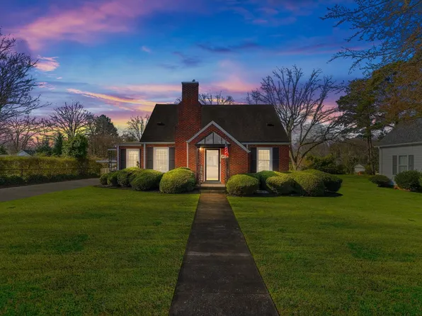 208 E Fairview Ave, Gaffney, SC 29340