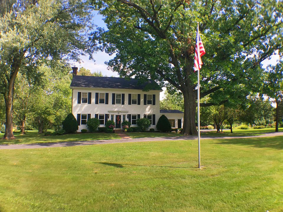 1st image of 28 Urbandale