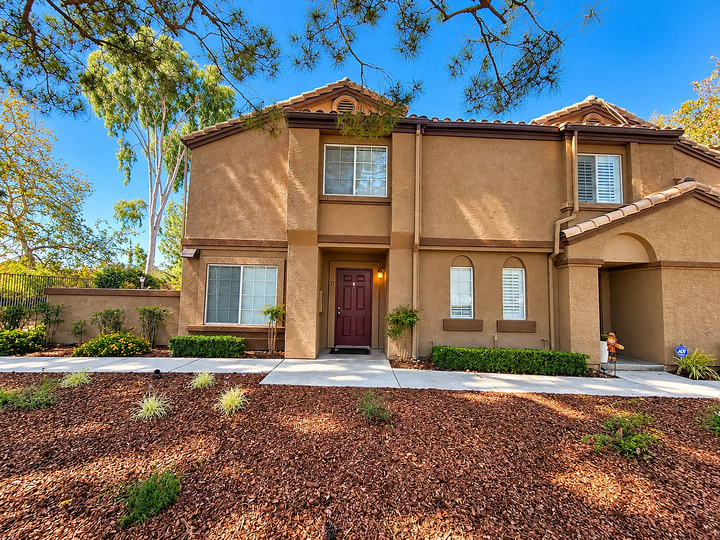 2538 Sundial Dr. #B — Photo 2