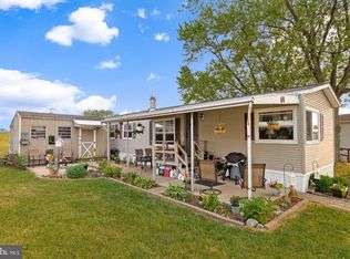 68 Penn Valley Vlg, Lititz, PA 17543