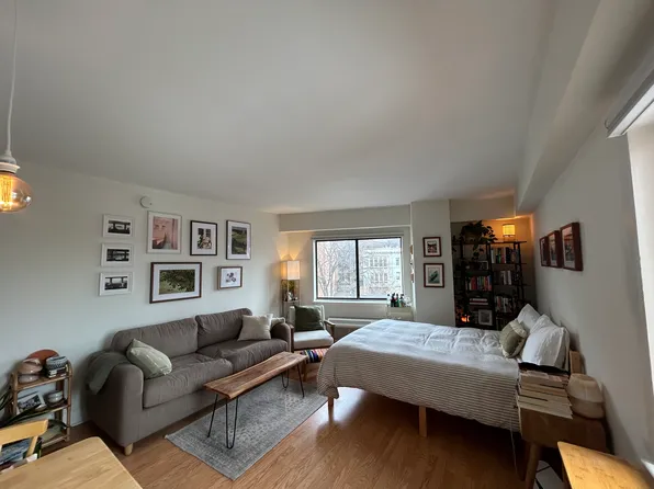 1825 T St NW, Washington, DC