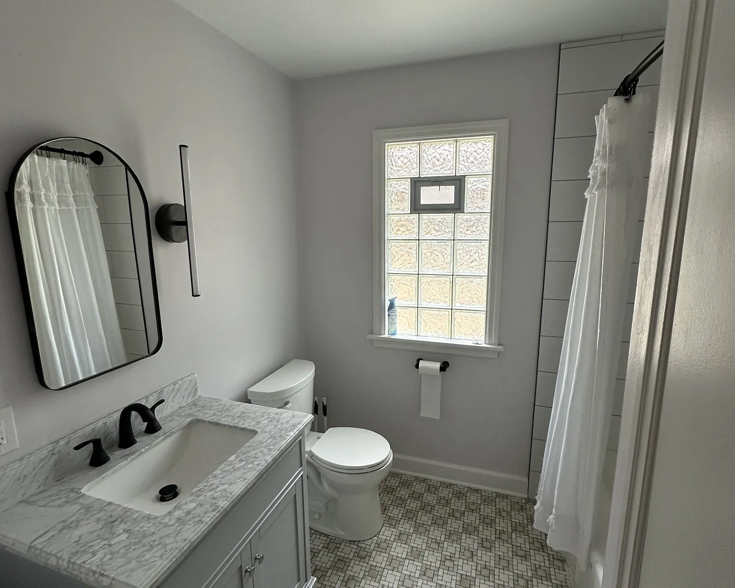 2 bed, 1100 sqft, $1,750 — Photo 2