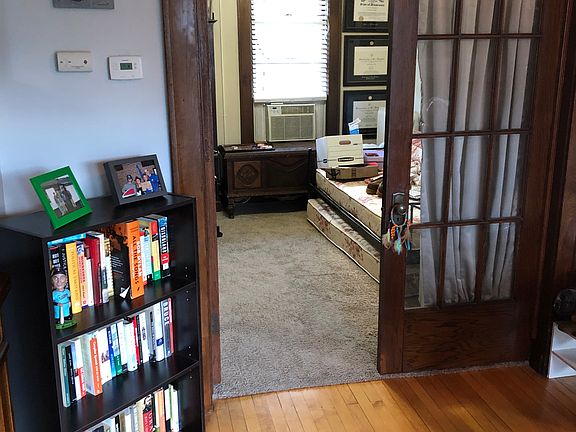 4th image of 1847 Lincoln St NE Unit 2