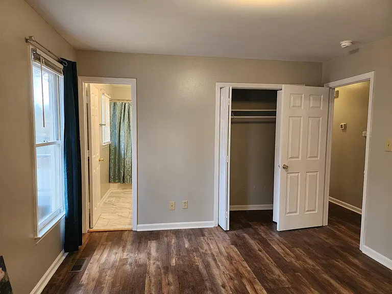 198 Berwick Dr — Photo 11
