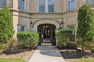 N Spaulding Ave unit 3s-S1909-001.jpg