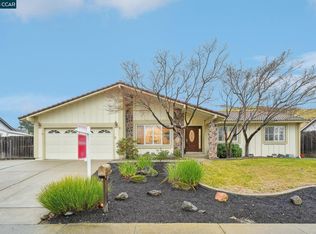 21 El Molino Dr, Clayton, CA