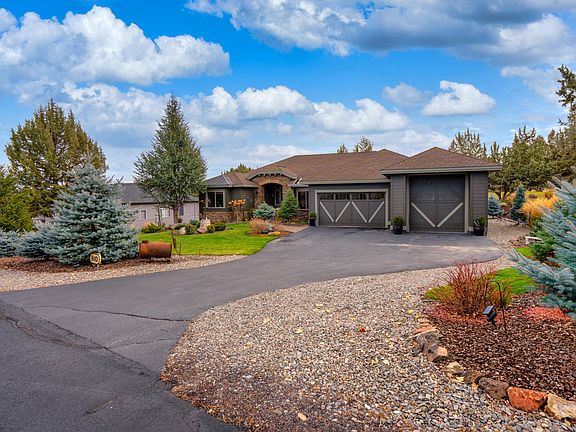 2nd image of 910 Cinnamon Teal Dr