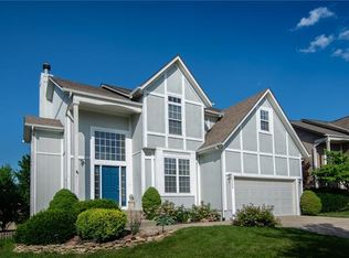 15250 S Alcan St, Olathe, KS 66062