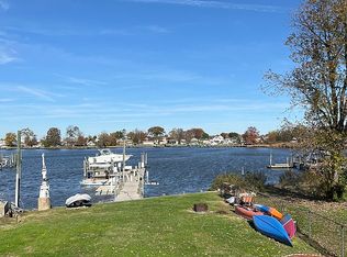 7212 Bay Front Rd, Baltimore, MD 21219