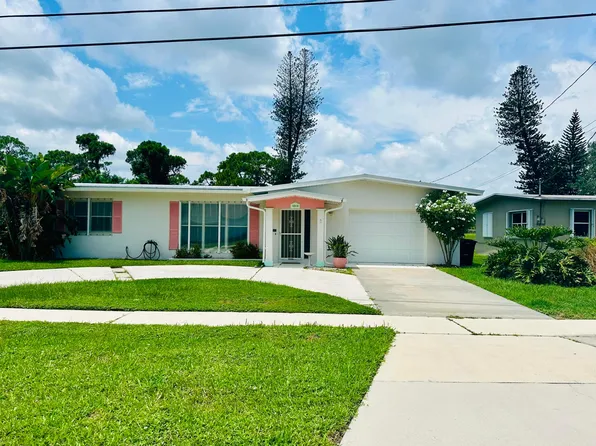 3240 SE Monte Vista Street, Port St Lucie, FL 34952