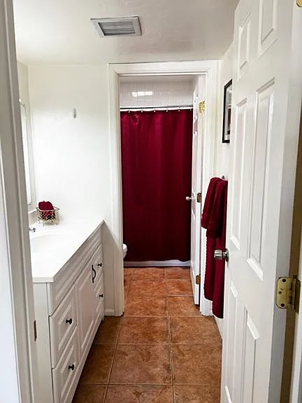 625 S Prudence Rd #205 — Photo 22