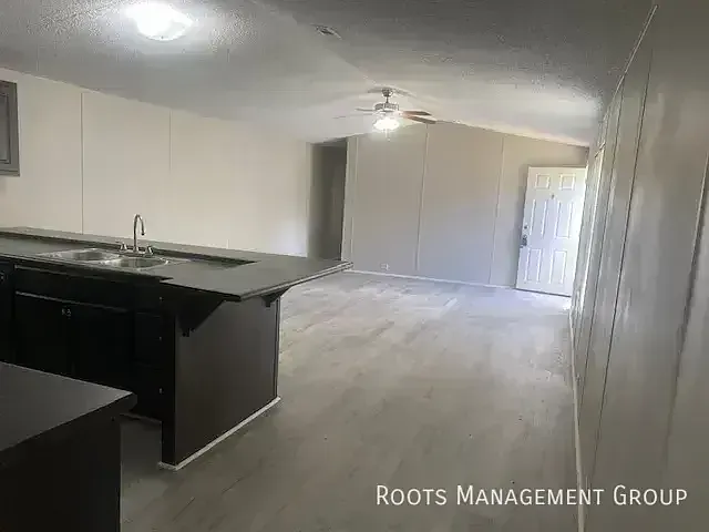 2710 W Oakridge Dr #99 — Photo 3