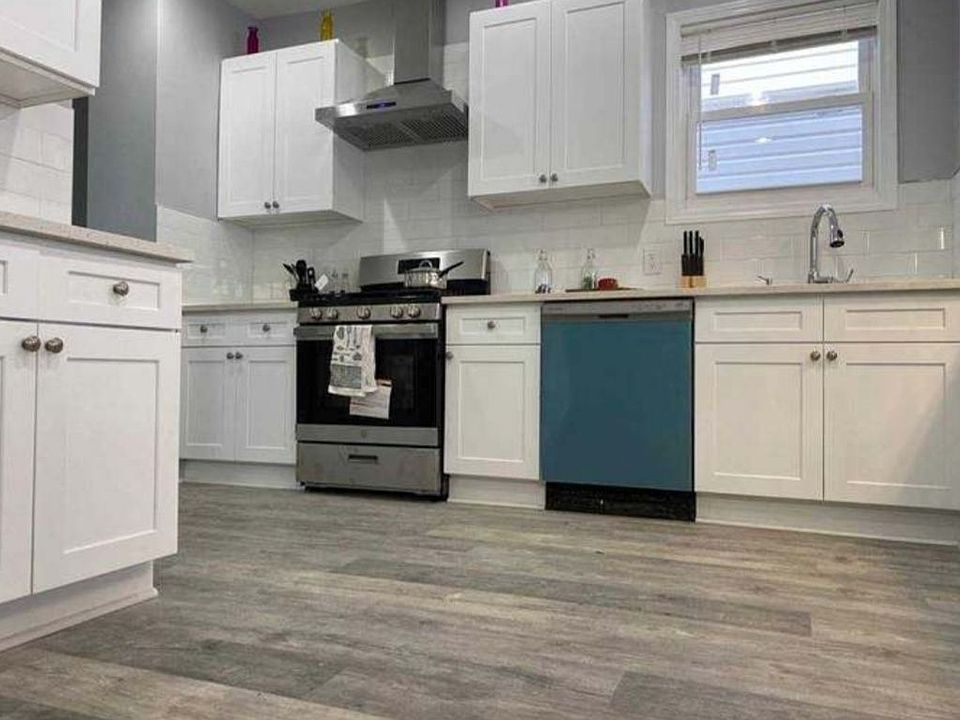 1st image of 171-10 107th Ave #1