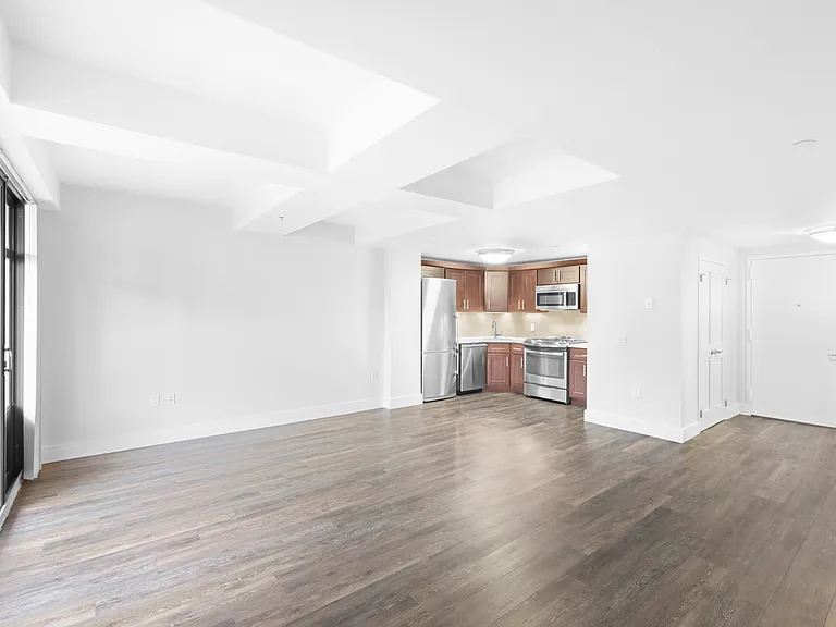 354 E 91st St #1009 — Photo 5