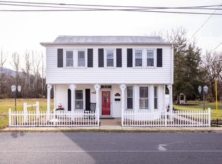 112 Water St, Elkton, VA 22827
