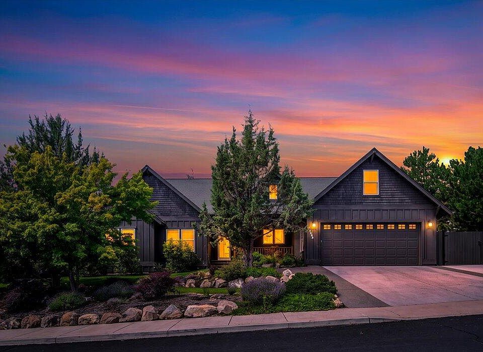 1st image of 3525 SW 35th Pl