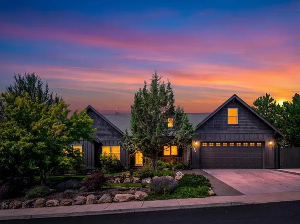 3525 SW 35th Pl, Redmond, OR 97756