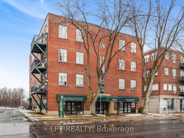 225 Main St W, Hawkesbury, ON K6A 3R7