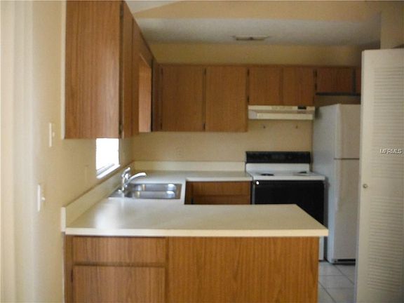 5th image of 6043 Oleander Dr