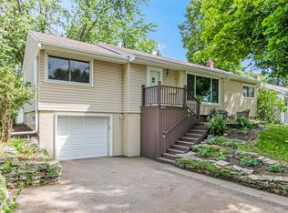 1007 Ingerson Rd, Shoreview, MN 55126