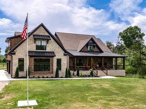 2nd image of 2064 Lasea Rd
